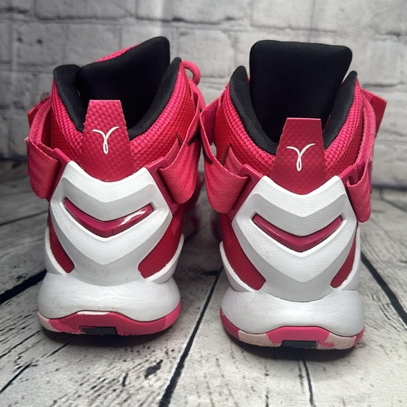 Nike LeBron Zoom Soldier 9 Think Pink Men’s Size 10 1/2 Basketball Sneakers - Picture 6 of 15